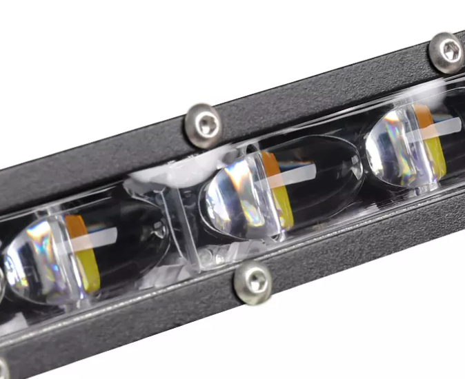 ლედ სანათი 32" - 840*43*52mm - 90W სტანდარტული ნათებით (DRIVING BEAM)
